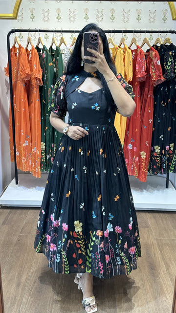 Aadhya – Black